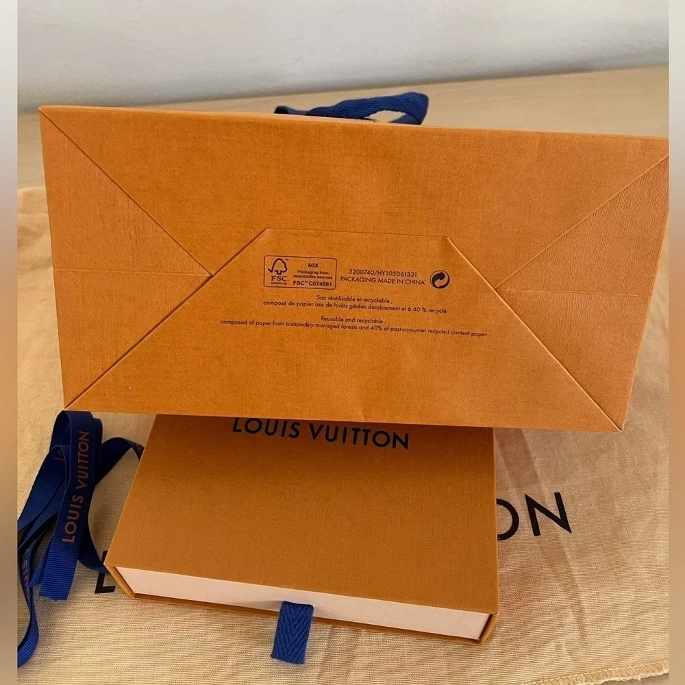 Louis Vuitton authentic louis